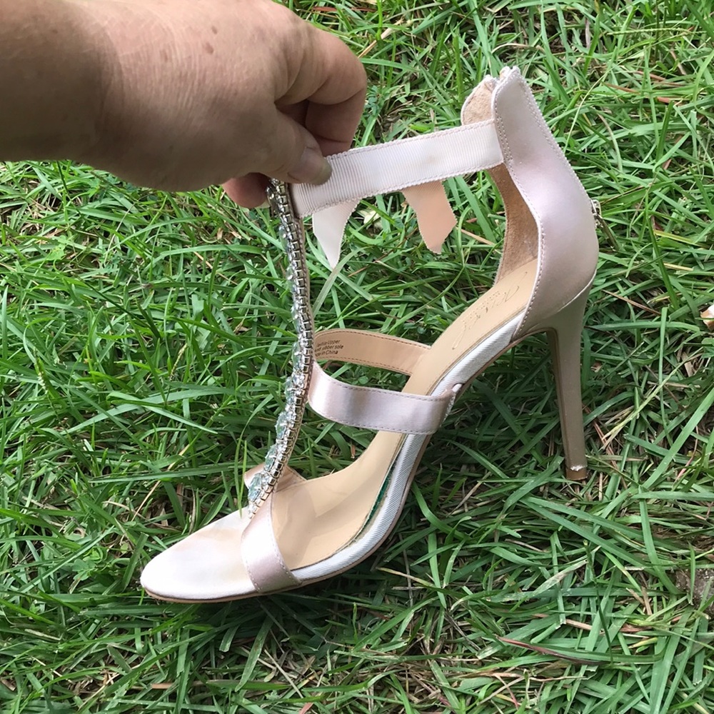 Jewel Badgley Mischka heels Sz 8.5 - Picture 5 of 7